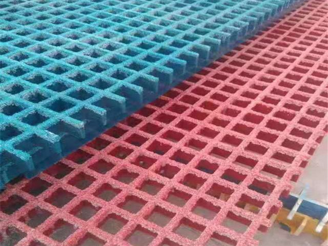 表面铺沙玻璃钢格栅